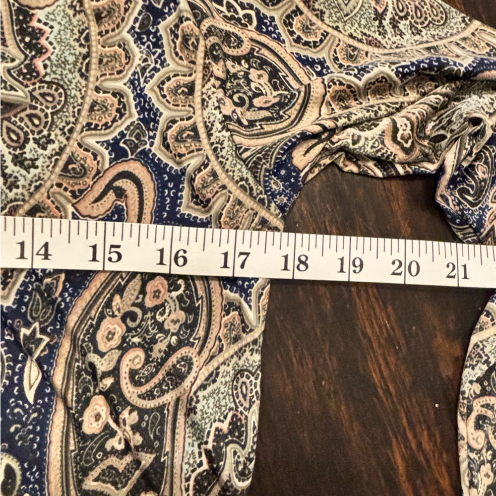 Ariella Blue Paisley Print Boho Jumpsuit V-Neck Long Sleeve NWT - medium - Picture 4 of 6